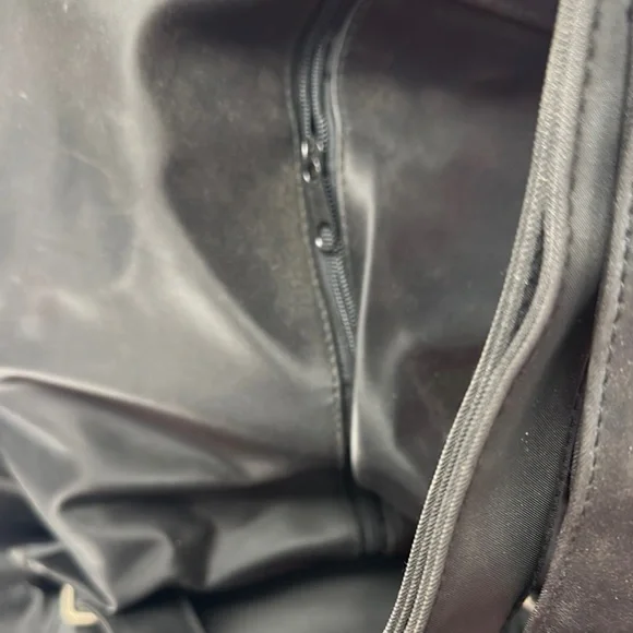 Kenneth Cole Reaction Black Backpack with Durable Design - Picture 5 of 6
